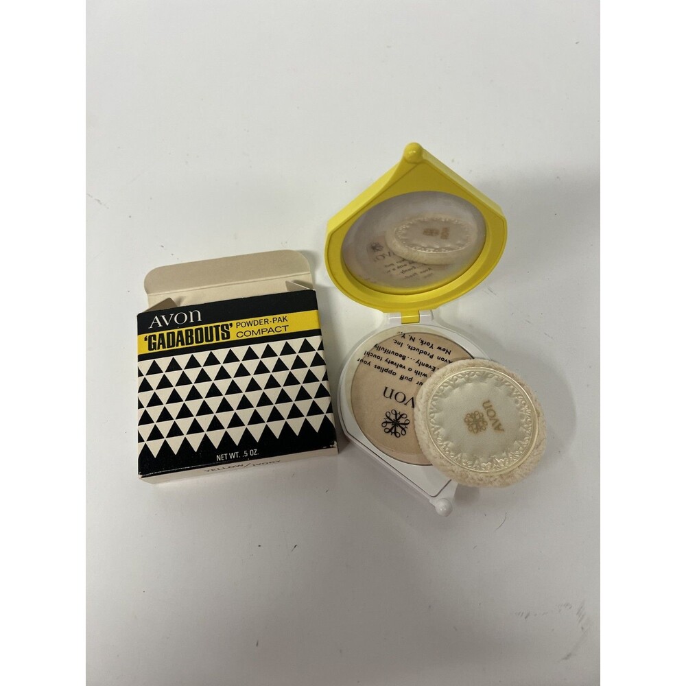 Vintage Makeup Avon Gadabouts Unused Powder Compact Yellow Ivory NOS